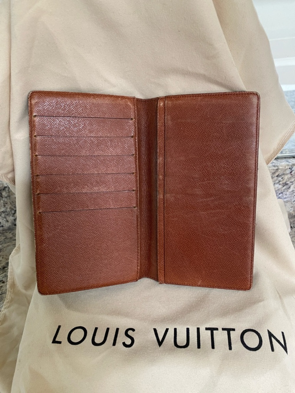 Louis Vuitton Monogram Long Wallet - Picture 2 of 10